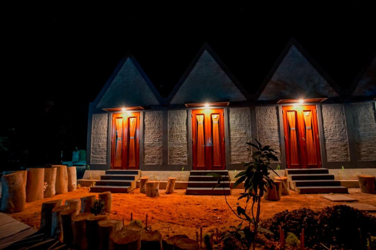 קרימונג'אווה E2 Guest House מראה חיצוני תמונה